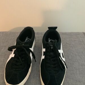 LAST CALL - Onitsuka Tiger Mexico Delegation